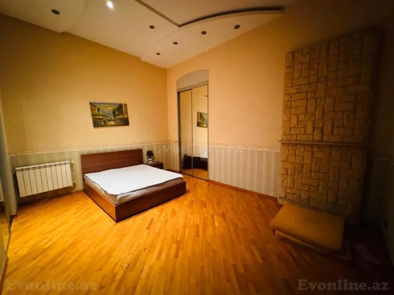 Satılır 7 otaqlı Mənzil Köhnə tikili 450 m² 28 May m. - şəkil 7
