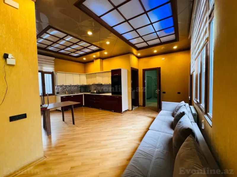 Satılır 7 otaqlı Mənzil Köhnə tikili 450 m² 28 May m. - şəkil 22