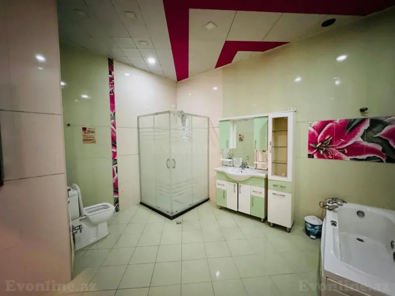 Satılır 7 otaqlı Mənzil Köhnə tikili 450 m² 28 May m. - şəkil 26