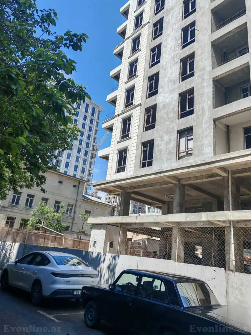 3 otaqlı Mənzil 70 m² Nərimanov r. Satılır