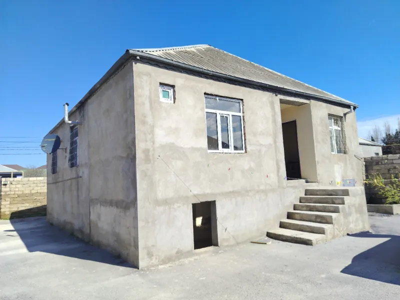 5 otaqlı Həyət evi 140 m² Binə Satılır