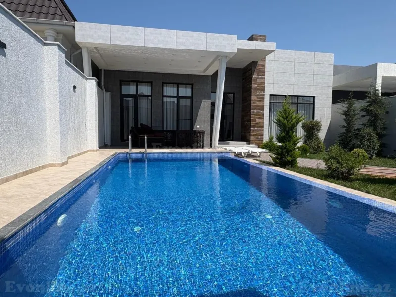 4 otaqlı Həyət evi 240 m² Buzovna Kirayə verilir