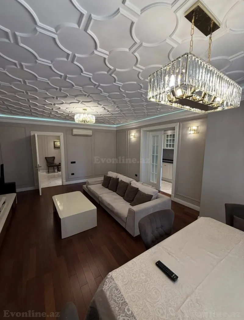 Satılır 4 otaqlı Mənzil Yeni tikili 135 m² Nəsimi r. - şəkil 4