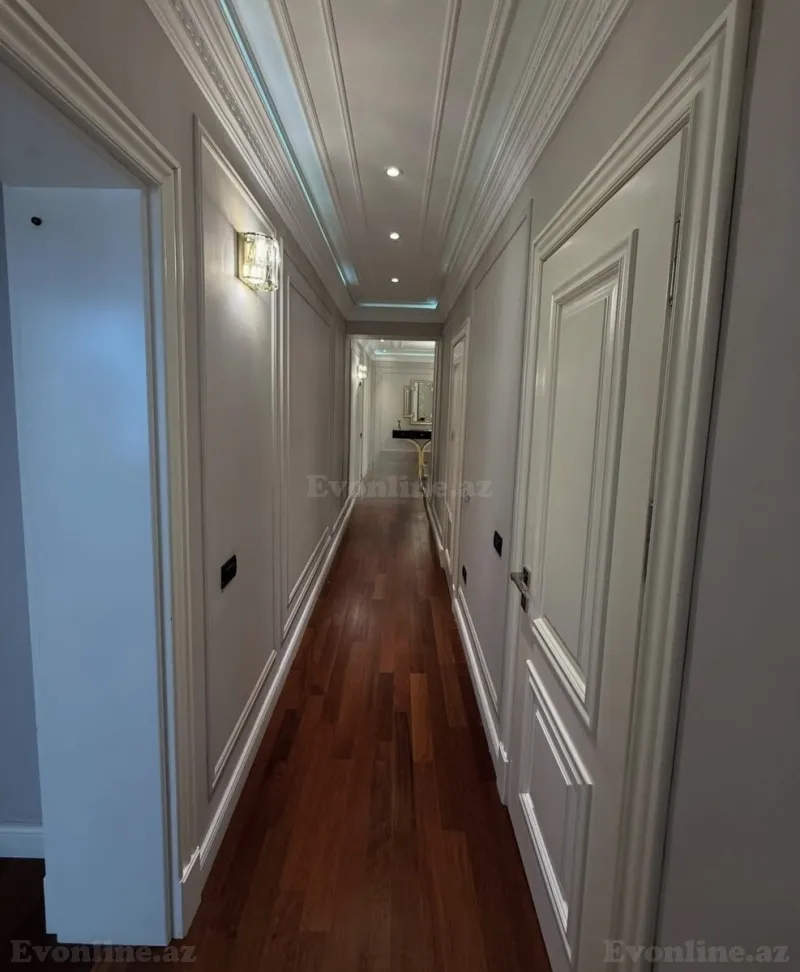 Satılır 4 otaqlı Mənzil Yeni tikili 135 m² Nəsimi r. - şəkil 5