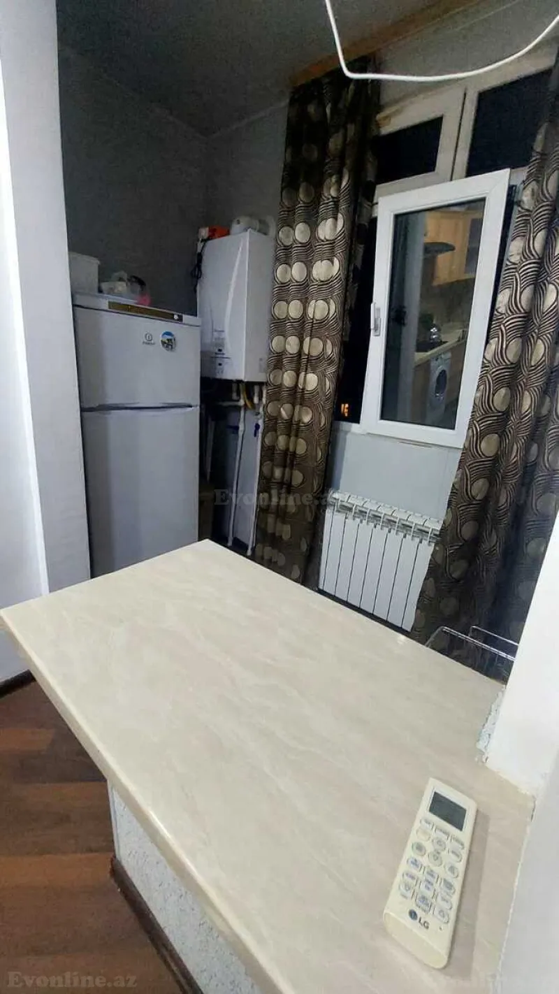 Satılır 3 otaqlı Mənzil Köhnə tikili 90 m² Əhmədli m. - şəkil 18