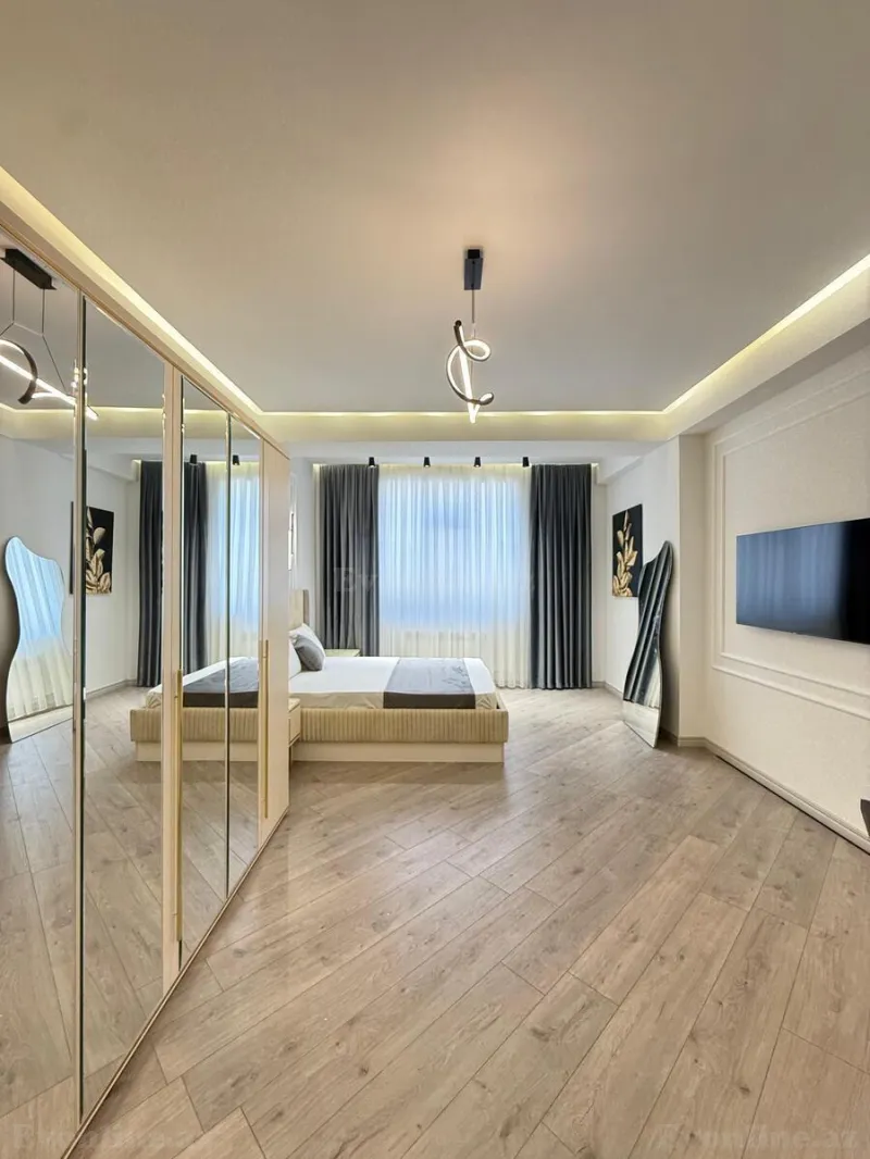 Satılır 3 otaqlı Mənzil Yeni tikili 140 m² Gənclik m. - şəkil 8