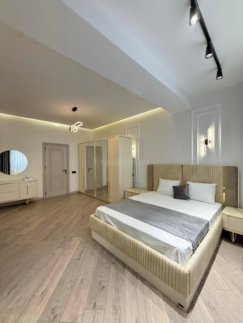 Satılır 3 otaqlı Mənzil Yeni tikili 140 m² Gənclik m. - şəkil 9