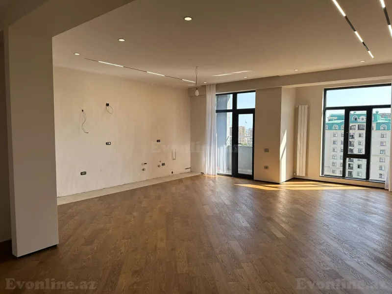 Satılır 2 otaqlı Mənzil Yeni tikili 85 m² Nərimanov r. - şəkil 4