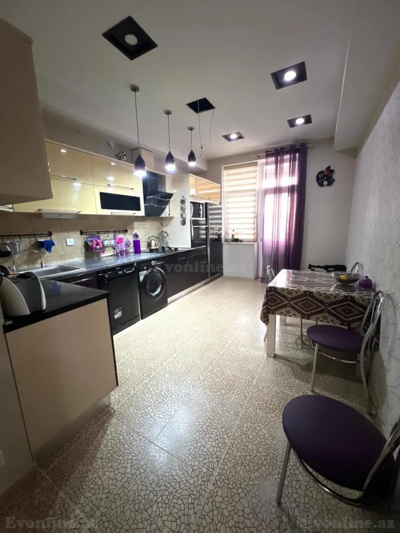 Kirayə verilir 3 otaqlı Mənzil Yeni tikili 120 m² İnşaatçılar m. - şəkil 11