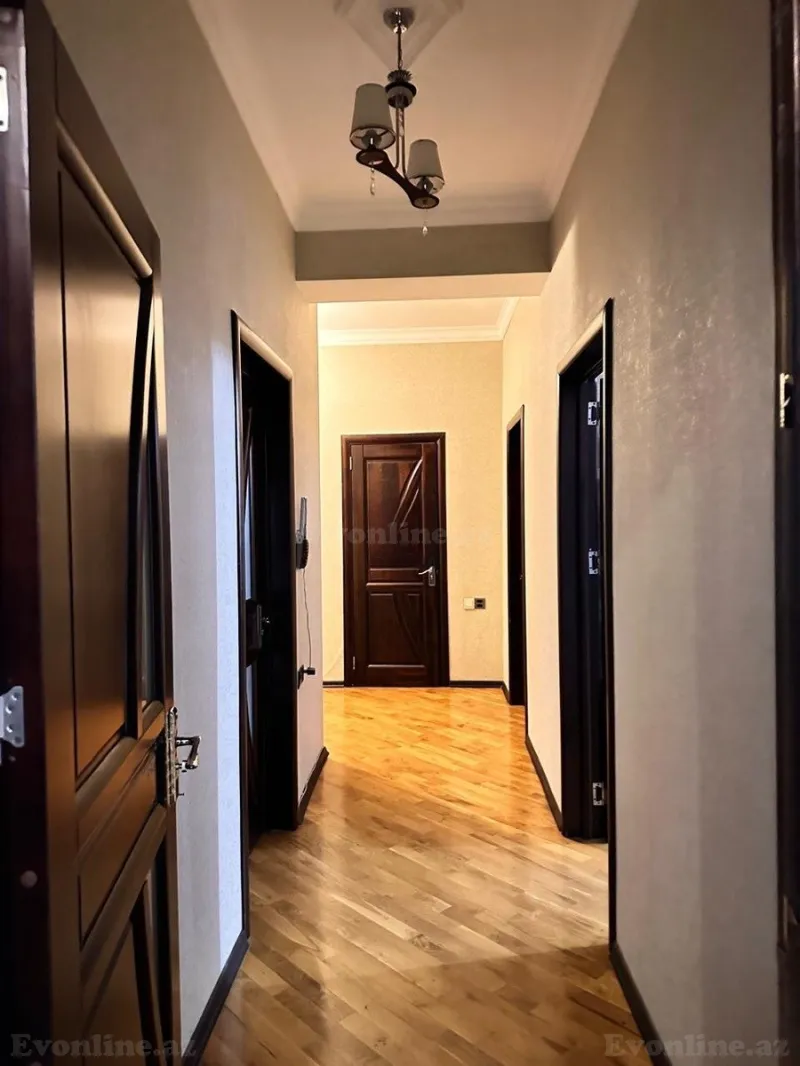 3 otaqlı Mənzil 95 m² Həzi Aslanov m. Kirayə verilir