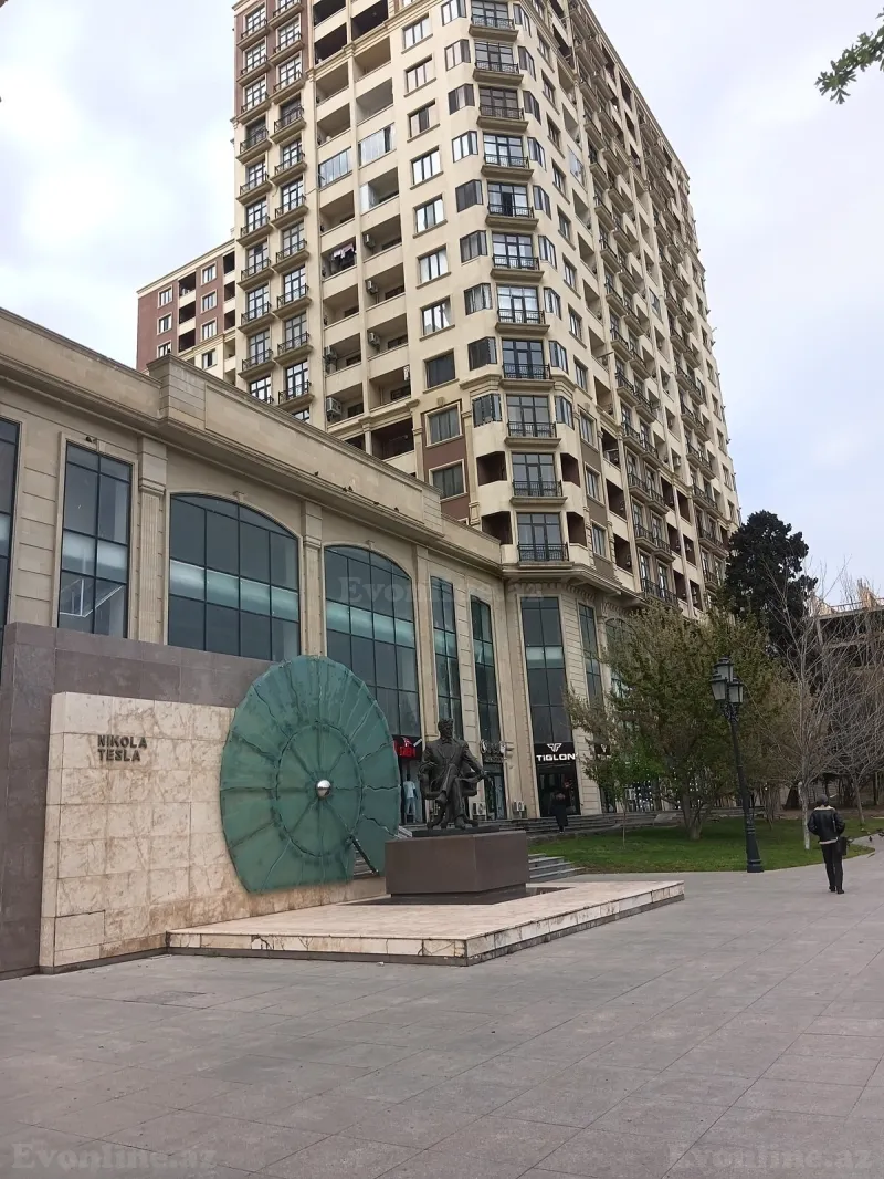 Satılır 3 otaqlı Mənzil Yeni tikili 164 m² 28 May m. - şəkil 4