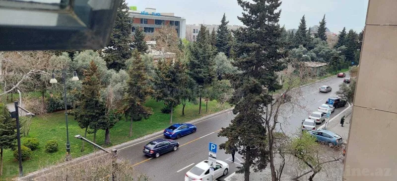 3 otaqlı Mənzil 110 m² Gənclik m. Kirayə verilir
