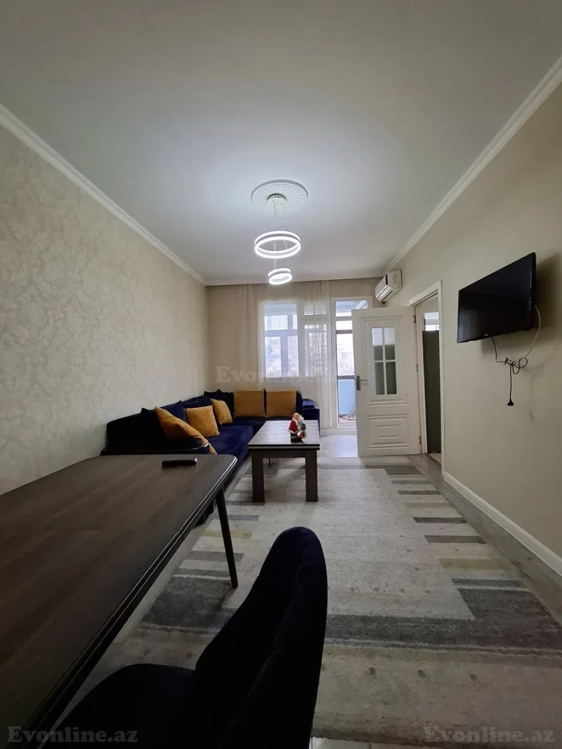 2 otaqlı Mənzil 55 m² 7-ci mikrorayon Kirayə verilir