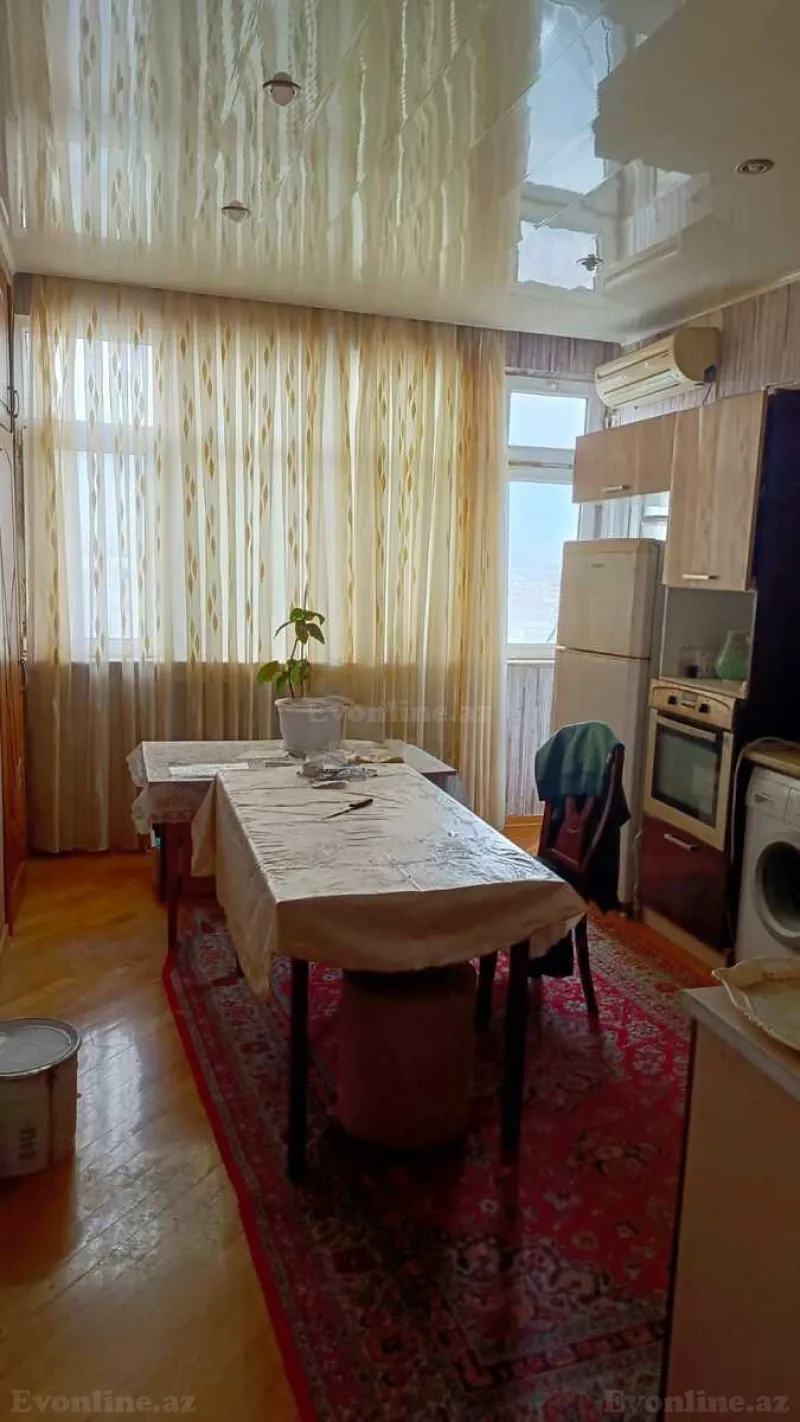 3 otaqlı Mənzil 110 m² Nəriman Nərimanov m. Satılır