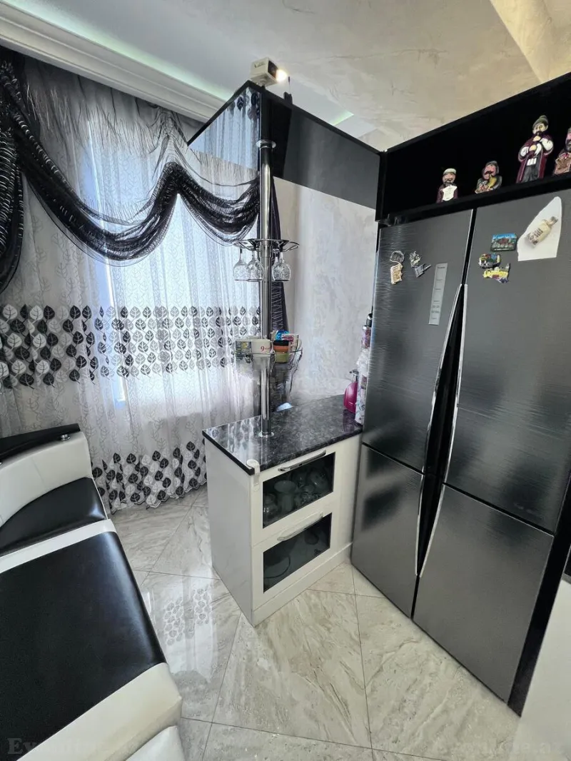 Satılır 5 otaqlı Mənzil Yeni tikili 155 m² İnşaatçılar m. - şəkil 16