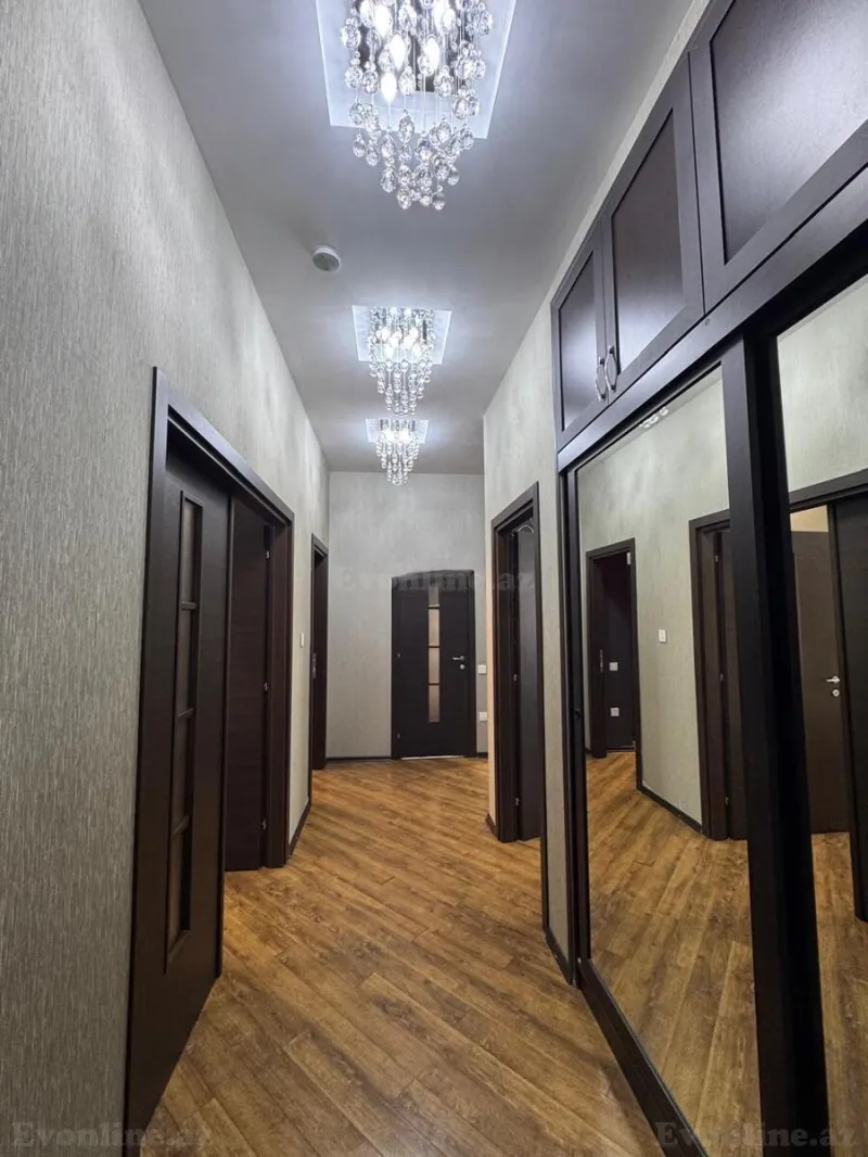 Kirayə verilir 3 otaqlı Mənzil Köhnə tikili 100 m² Sahil m. - şəkil 3
