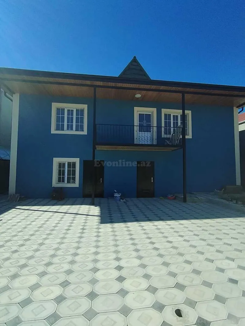 7 otaqlı Həyət evi 240 m² Suraxanı Satılır