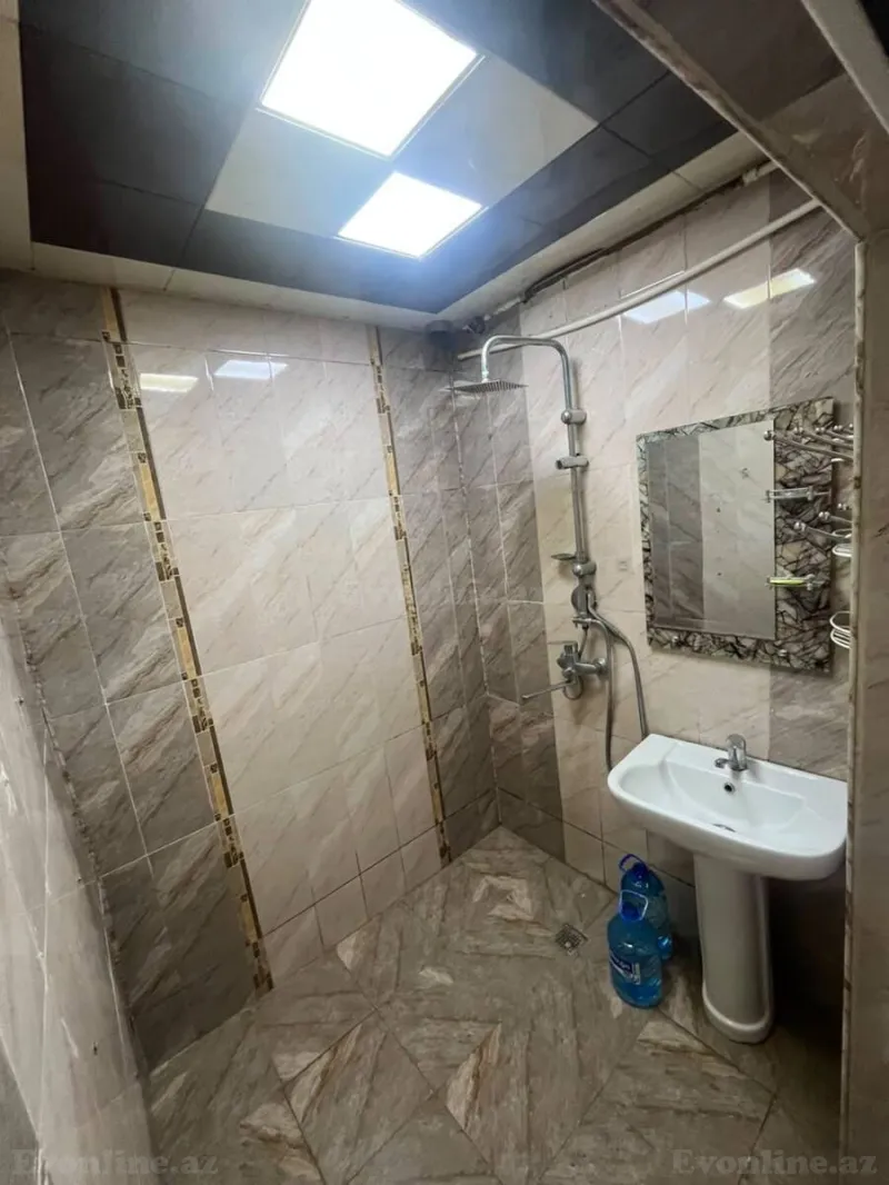 Kirayə verilir 2 otaqlı Mənzil Köhnə tikili 55 m² Xalqlar Dostluğu m. - şəkil 8