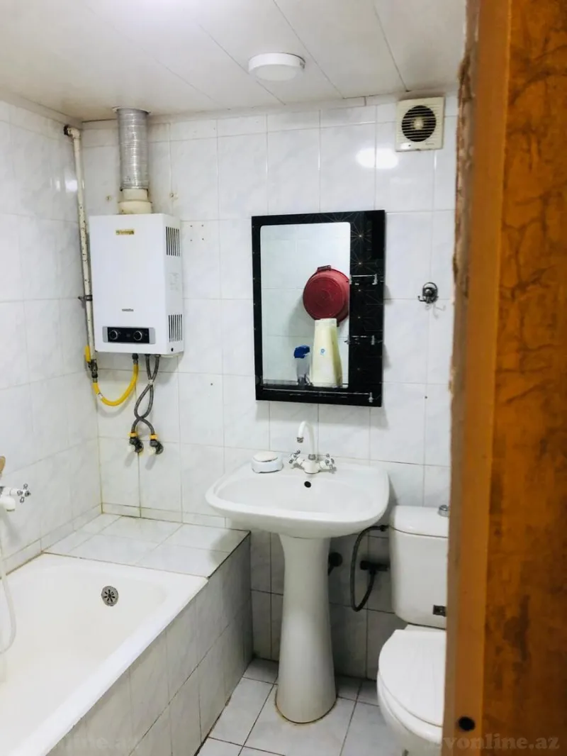 Kirayə verilir 1 otaqlı Mənzil Köhnə tikili 45 m² Elmlər Akademiyası m. - şəkil 3