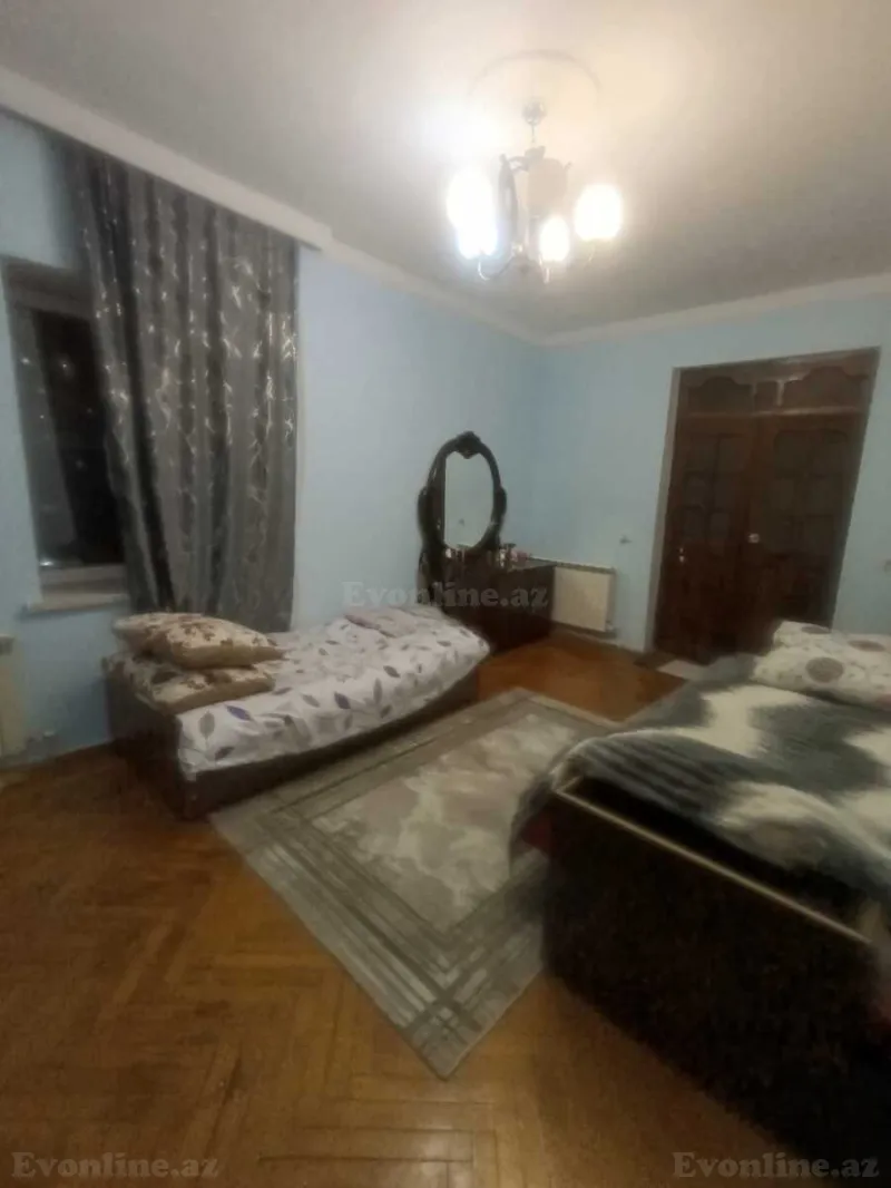 Satılır 2 otaqlı Mənzil Köhnə tikili 45 m² 7-ci mikrorayon - şəkil 2