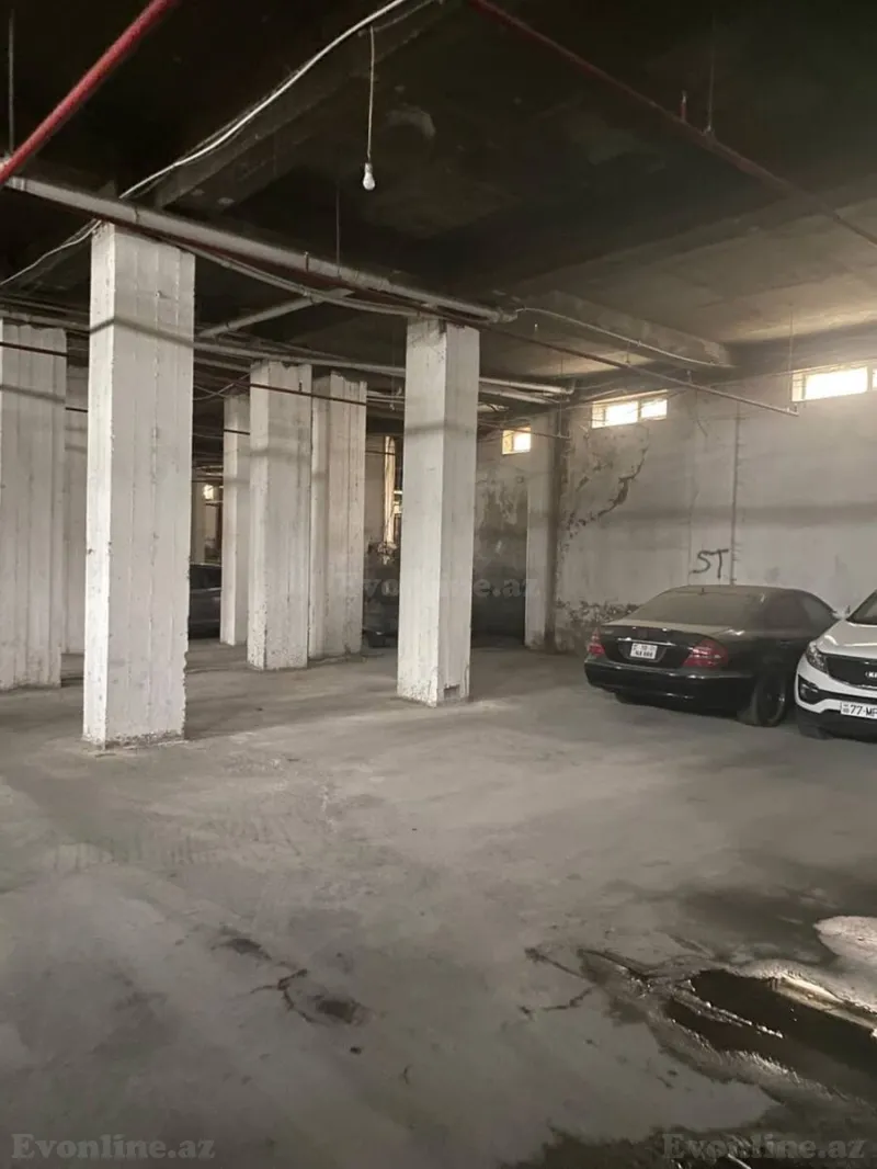Satılır Qaraj 1600 m² 20 Yanvar m. - şəkil 3