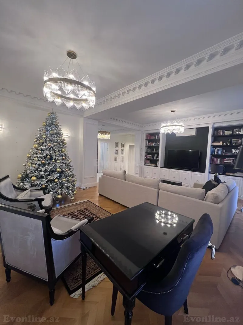 Satılır 4 otaqlı Mənzil Yeni tikili 209 m² Ağ şəhər - şəkil 3