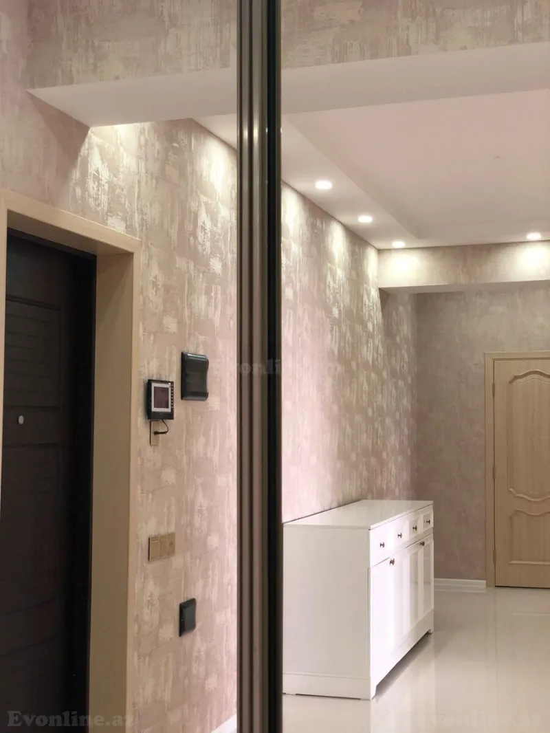 Kirayə verilir 2 otaqlı Mənzil Yeni tikili 95 m² Səbail r. - şəkil 13