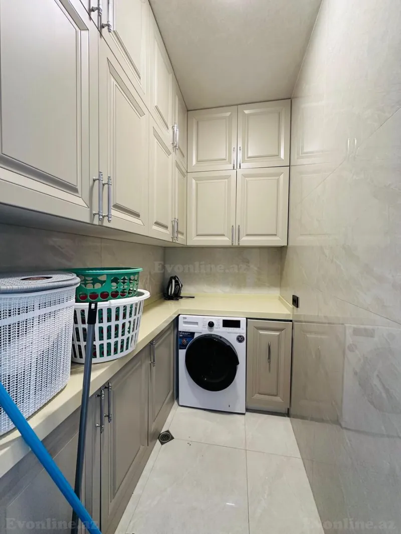 Kirayə verilir 3 otaqlı Mənzil Yeni tikili 165 m² Nizami m. - şəkil 13