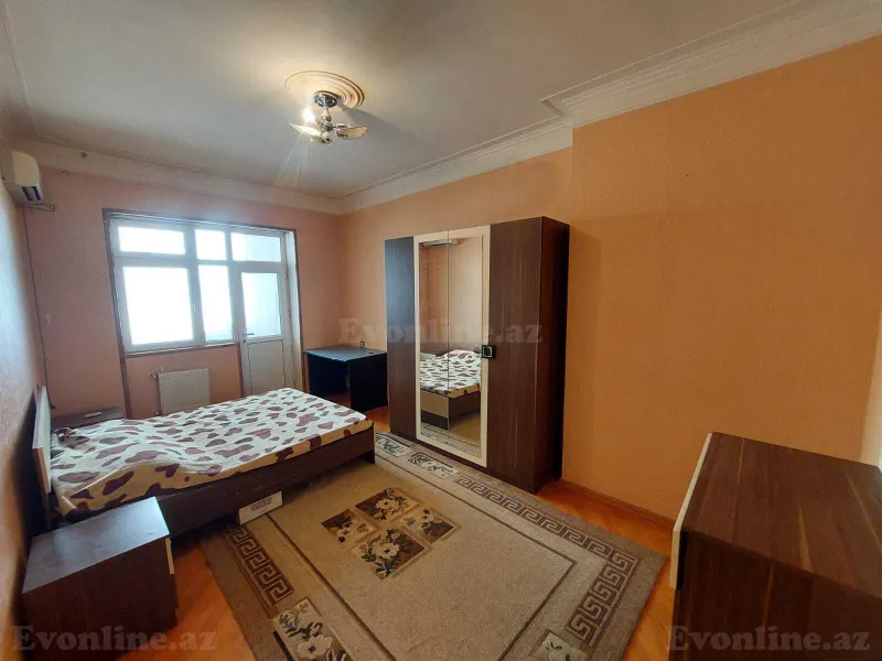 Kirayə verilir 4 otaqlı Mənzil Yeni tikili 155 m² İnşaatçılar m. - şəkil 6