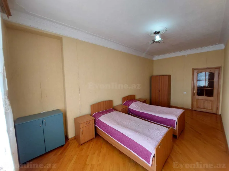 Kirayə verilir 4 otaqlı Mənzil Yeni tikili 155 m² İnşaatçılar m. - şəkil 8