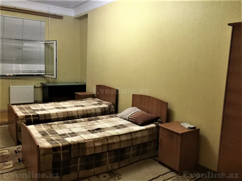 Kirayə verilir 4 otaqlı Mənzil Yeni tikili 155 m² İnşaatçılar m. - şəkil 10