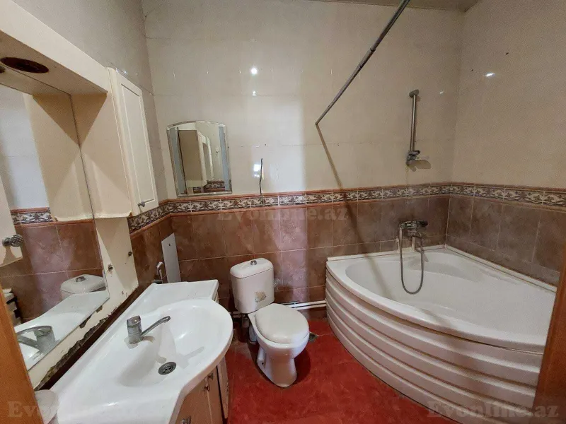 Kirayə verilir 4 otaqlı Mənzil Yeni tikili 155 m² İnşaatçılar m. - şəkil 14