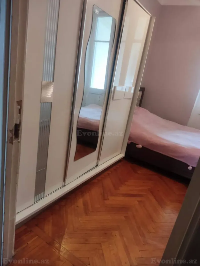 Satılır 2 otaqlı Mənzil Köhnə tikili 72 m² Qara Qarayev m. - şəkil 5
