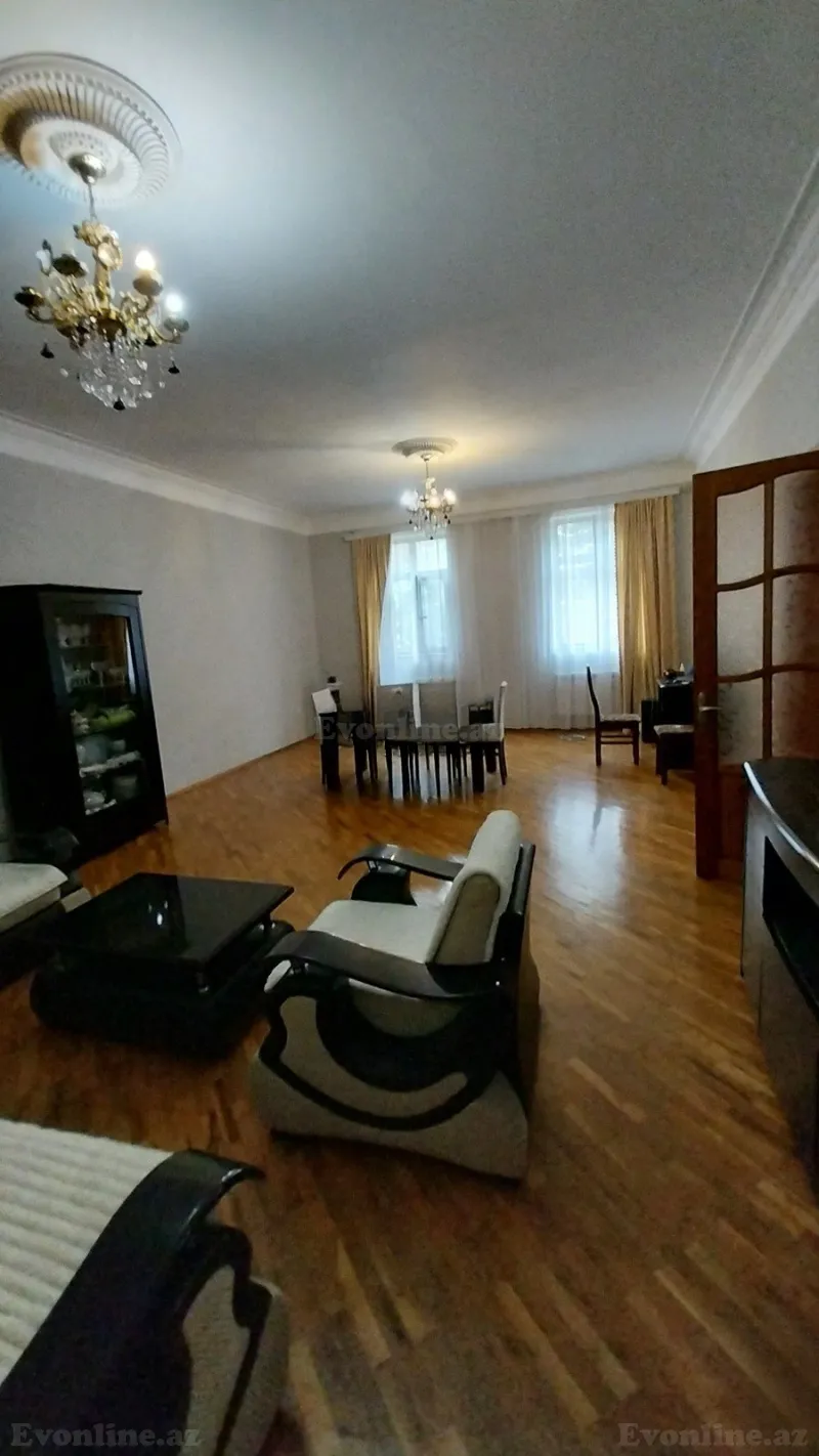 Satılır 7 otaqlı Həyət evi 240 m² Biləcəri - şəkil 11