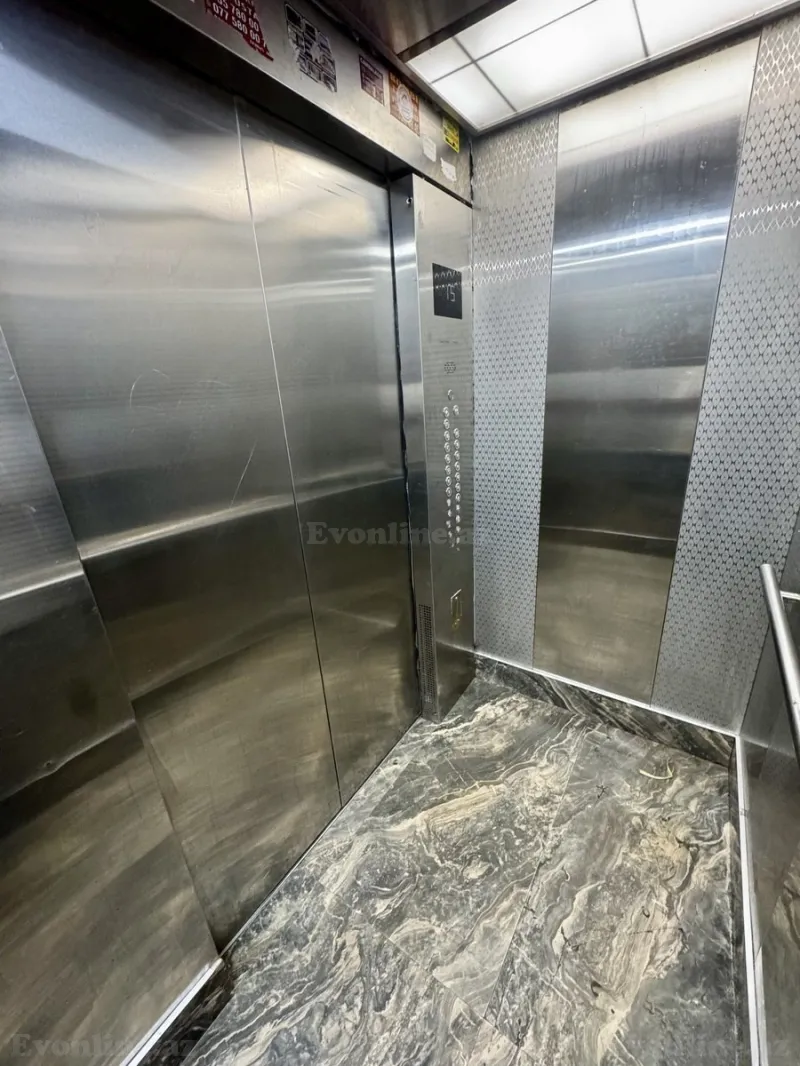 Satılır 1 otaqlı Mənzil Yeni tikili 77 m² Yasamal r. - şəkil 2