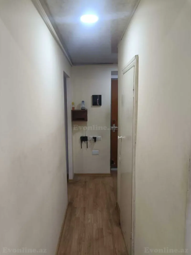 Satılır 1 otaqlı Mənzil Köhnə tikili 30 m² İnşaatçılar m. - şəkil 4