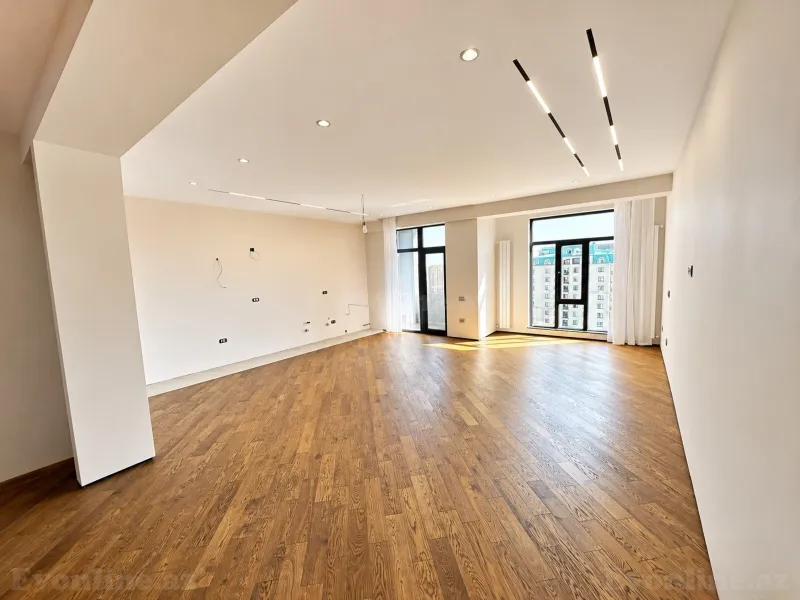 2 otaqlı Mənzil 85 m² Gənclik m. Satılır