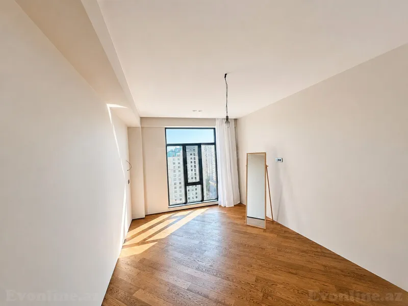 Satılır 2 otaqlı Mənzil Yeni tikili 85 m² Gənclik m. - şəkil 3