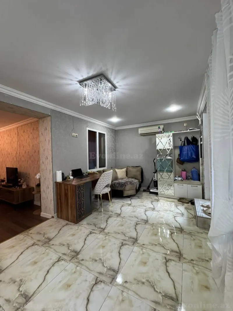 Satılır 2 otaqlı Mənzil Köhnə tikili 70 m² İnşaatçılar m. - şəkil 7