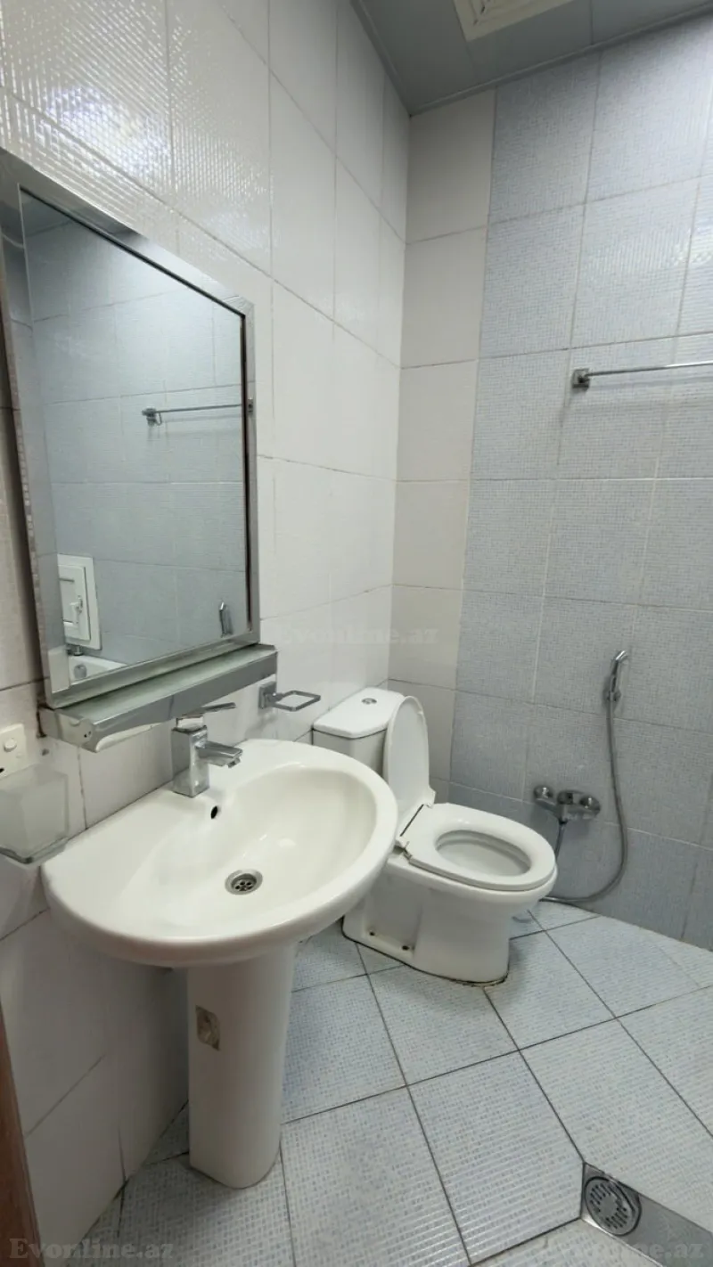 Kirayə verilir 3 otaqlı Mənzil Yeni tikili 94 m² İnşaatçılar m. - şəkil 10