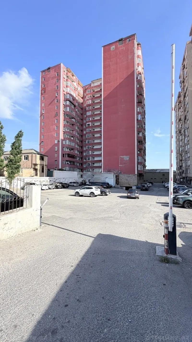 Kirayə verilir 3 otaqlı Mənzil Yeni tikili 94 m² İnşaatçılar m. - şəkil 16