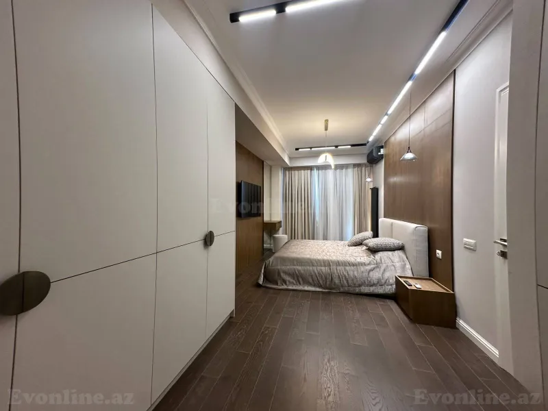 Satılır 3 otaqlı Mənzil Yeni tikili 155 m² Bakmil m. - şəkil 16