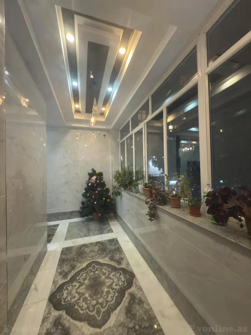 Satılır 3 otaqlı Mənzil Yeni tikili 137 m² İnşaatçılar m. - şəkil 2