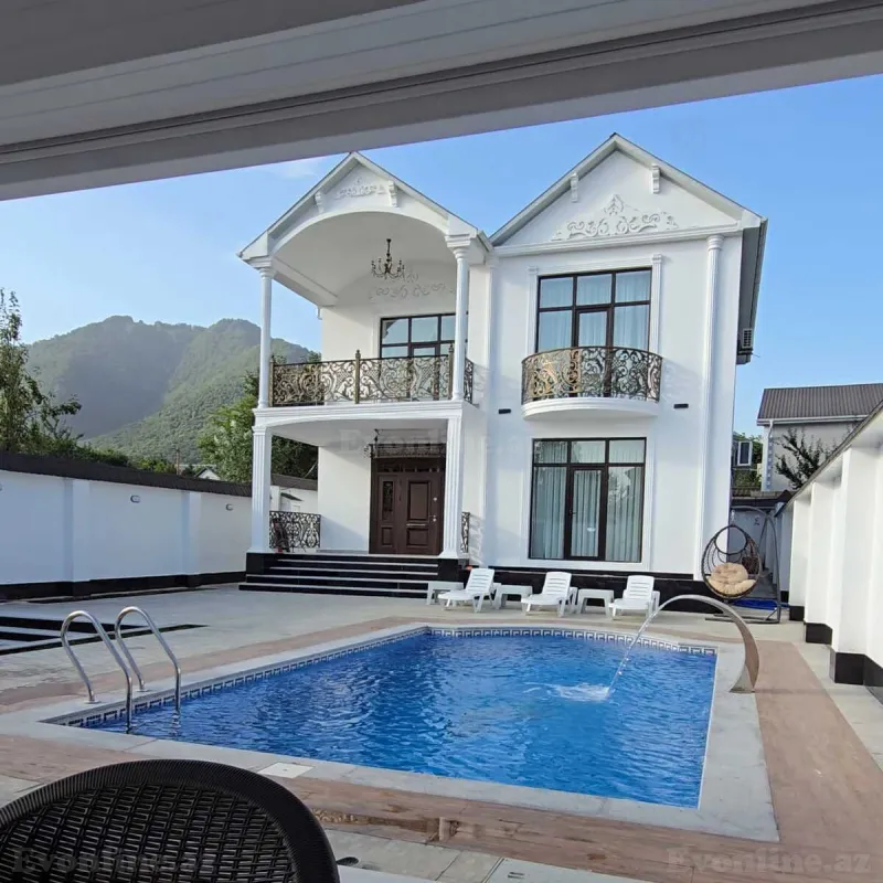 6 otaqlı Həyət evi 335 m² Qəbələ Kirayə verilir