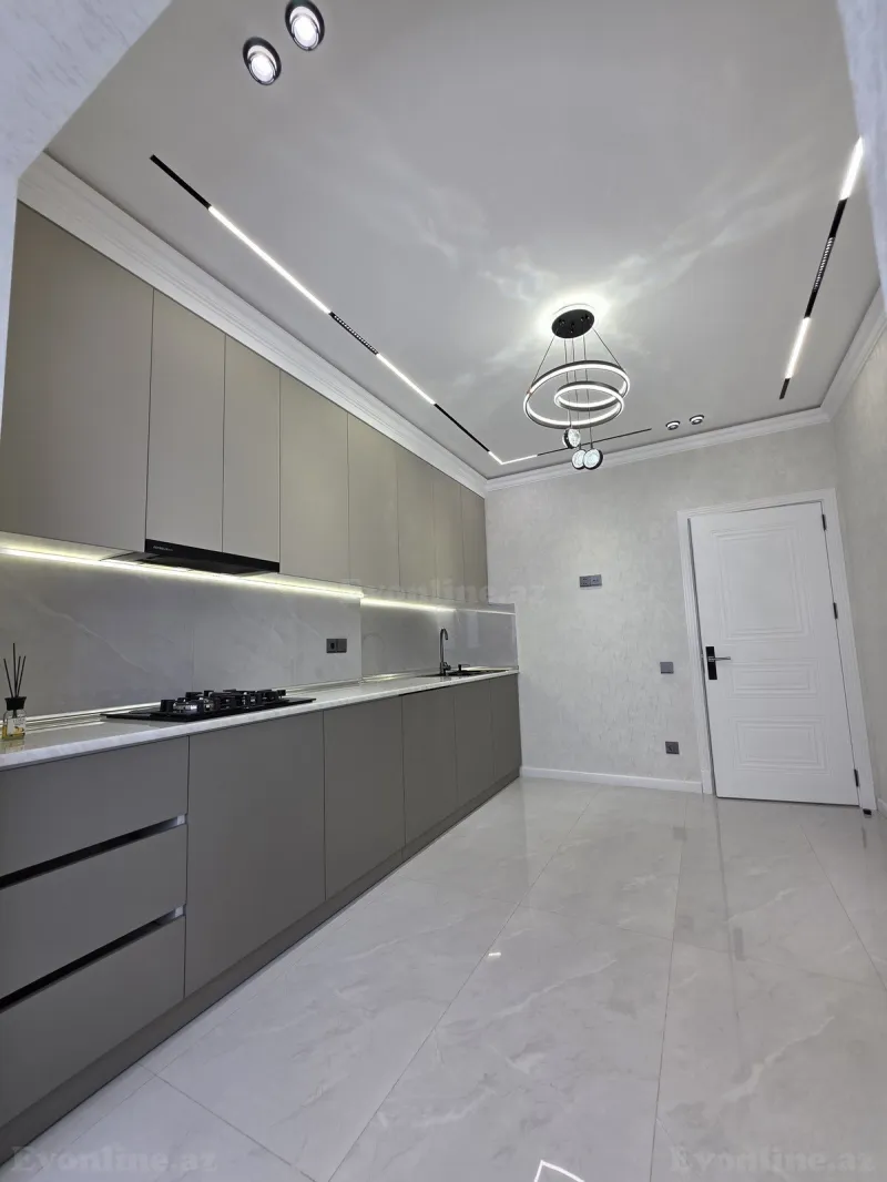 Satılır 2 otaqlı Mənzil Köhnə tikili 65 m² Yeni Yasamal - şəkil 5