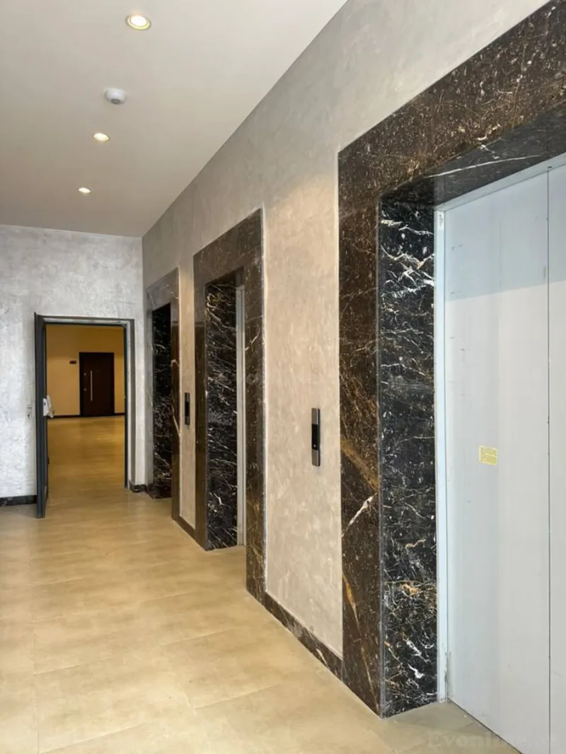 Satılır 1 otaqlı Mənzil Yeni tikili 72 m² Koroğlu m. - şəkil 4