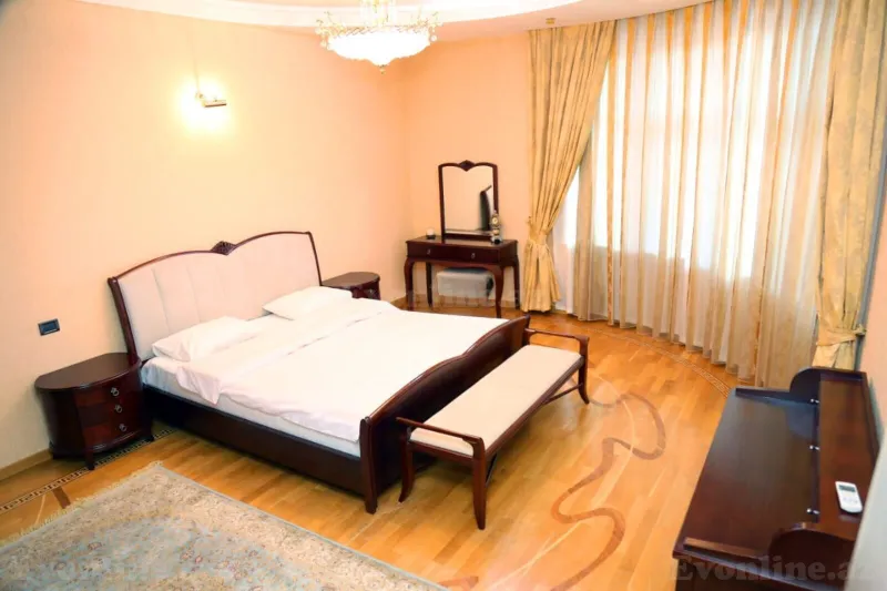 Kirayə verilir 4 otaqlı Mənzil Yeni tikili 210 m² 28 May m. - şəkil 4