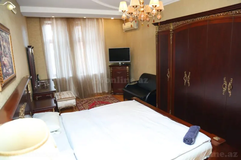 Kirayə verilir 4 otaqlı Mənzil Yeni tikili 210 m² 28 May m. - şəkil 20