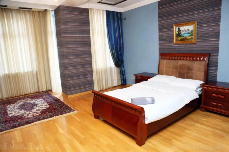 Kirayə verilir 4 otaqlı Mənzil Yeni tikili 210 m² 28 May m. - şəkil 23