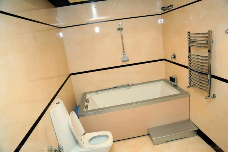 Kirayə verilir 4 otaqlı Mənzil Yeni tikili 210 m² 28 May m. - şəkil 25